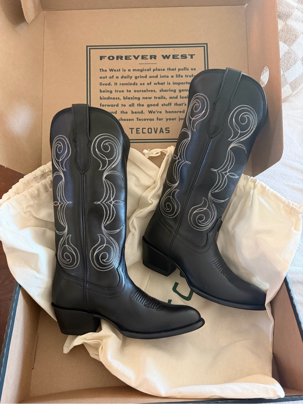 NWT Tecovas The Jane black Cowhide Boots 6.5